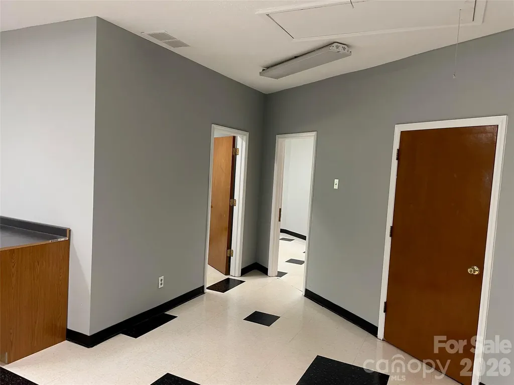 1317 Ashley Brook Lane Winston Salem NC 27103