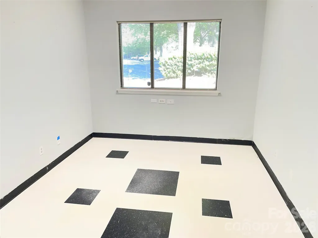 1317 Ashley Brook Lane Winston Salem NC 27103