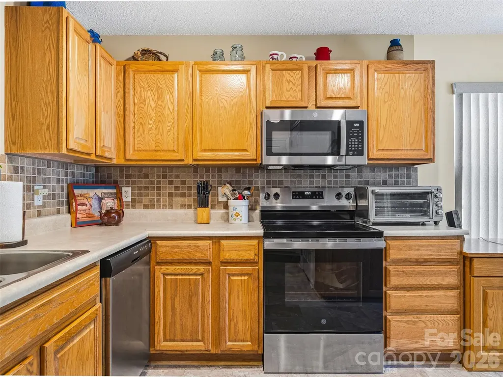 107 London Court Brevard NC 28712