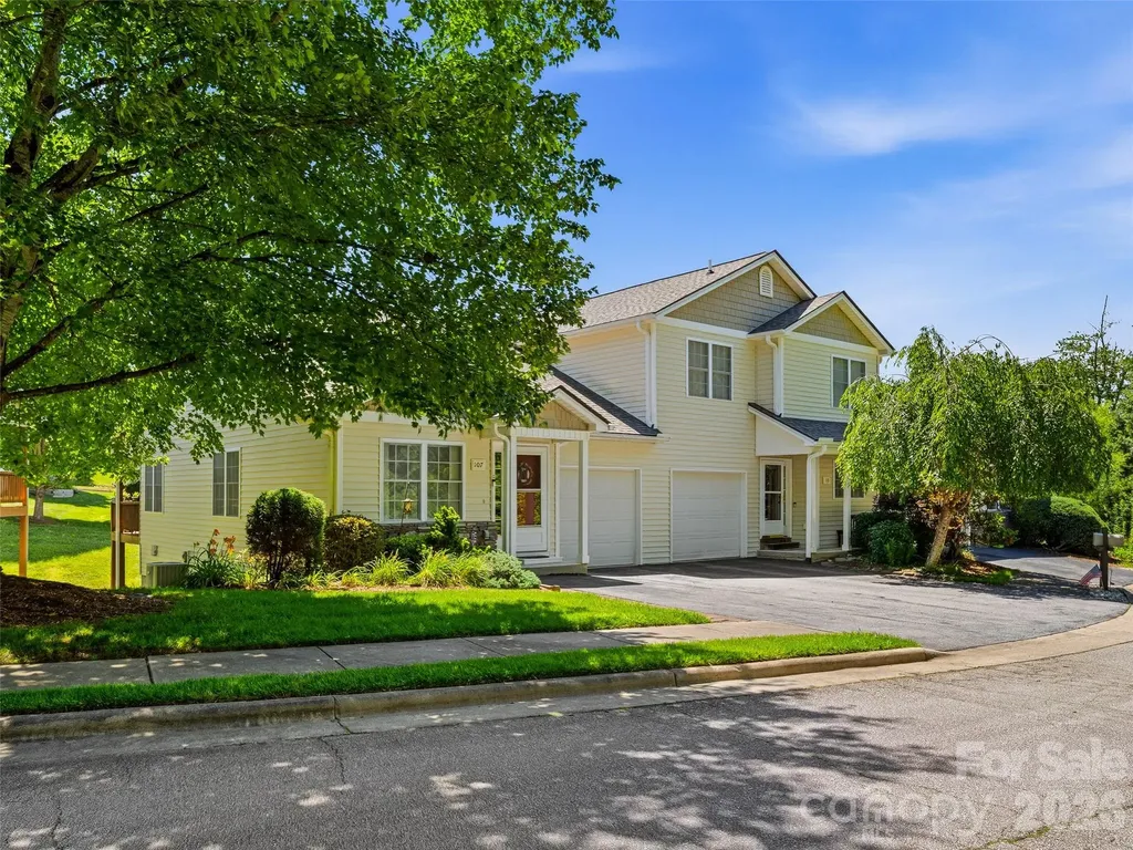 107 London Court Brevard NC 28712