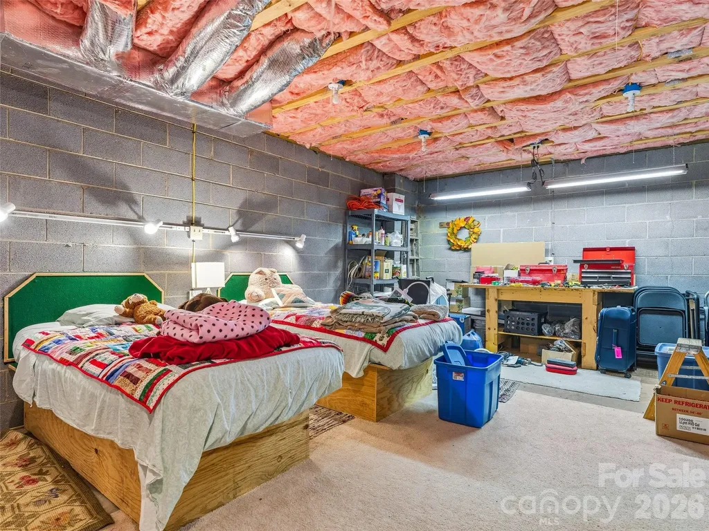 107 London Court Brevard NC 28712