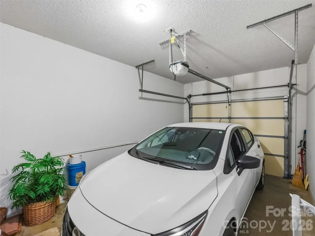 107 London Court Brevard NC 28712
