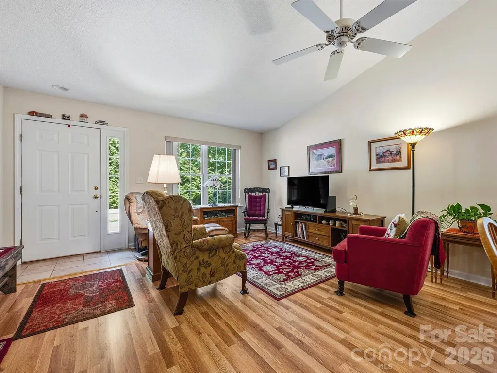 107 London Court Brevard NC 28712
