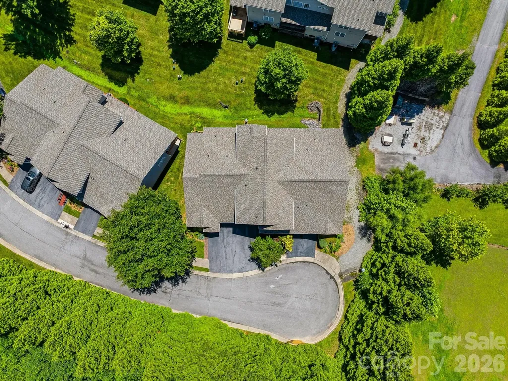 107 London Court Brevard NC 28712