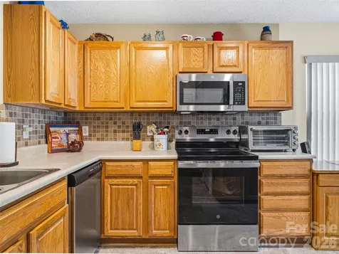 107 London Court Brevard NC 28712
