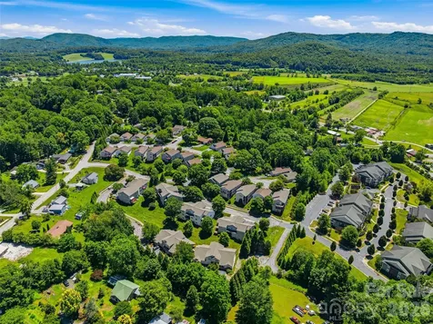 107 London Court Brevard NC 28712