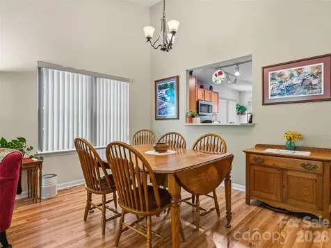 107 London Court Brevard NC 28712