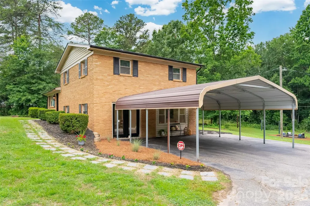 3339 Rhyne Forest Road Iron Station NC 28080