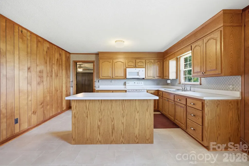 1913 Nebo Road Boonville NC 27011