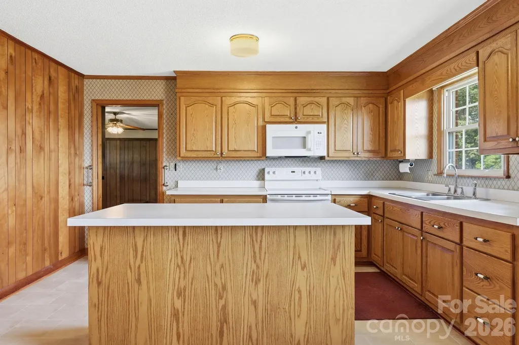 1913 Nebo Road Boonville NC 27011
