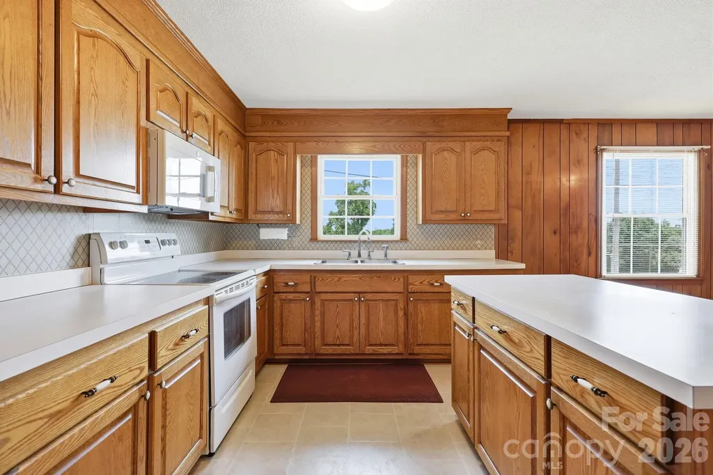 1913 Nebo Road Boonville NC 27011