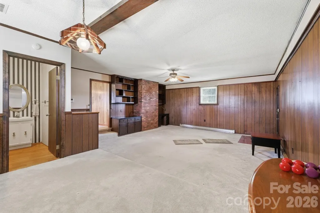 1913 Nebo Road Boonville NC 27011