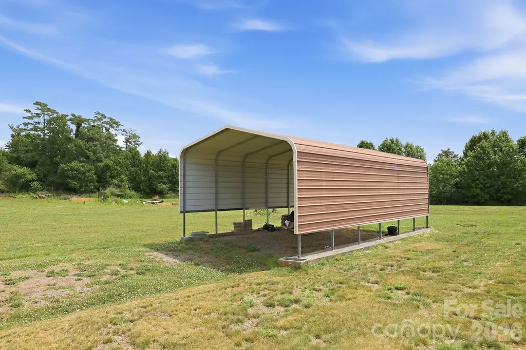 1913 Nebo Road Boonville NC 27011