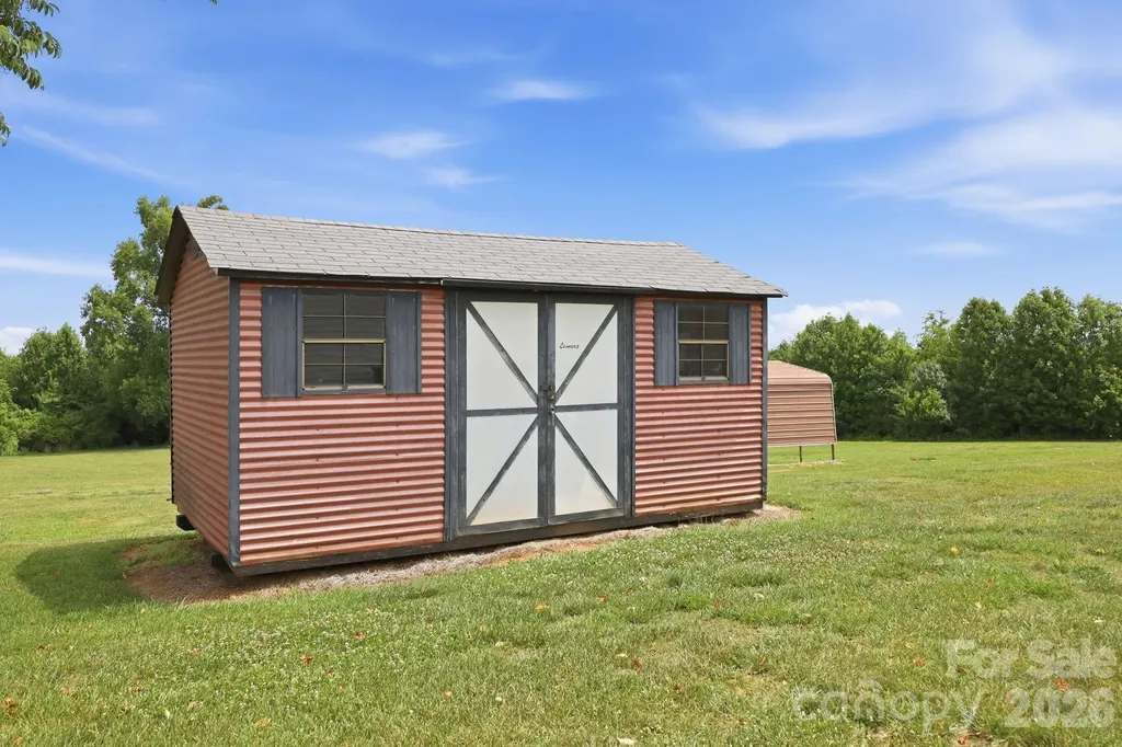 1913 Nebo Road Boonville NC 27011