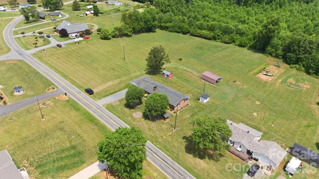 1913 Nebo Road Boonville NC 27011