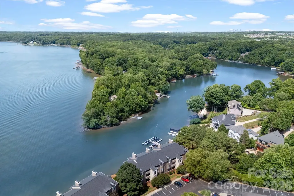 9808 Emerald Point Drive Charlotte NC 28278