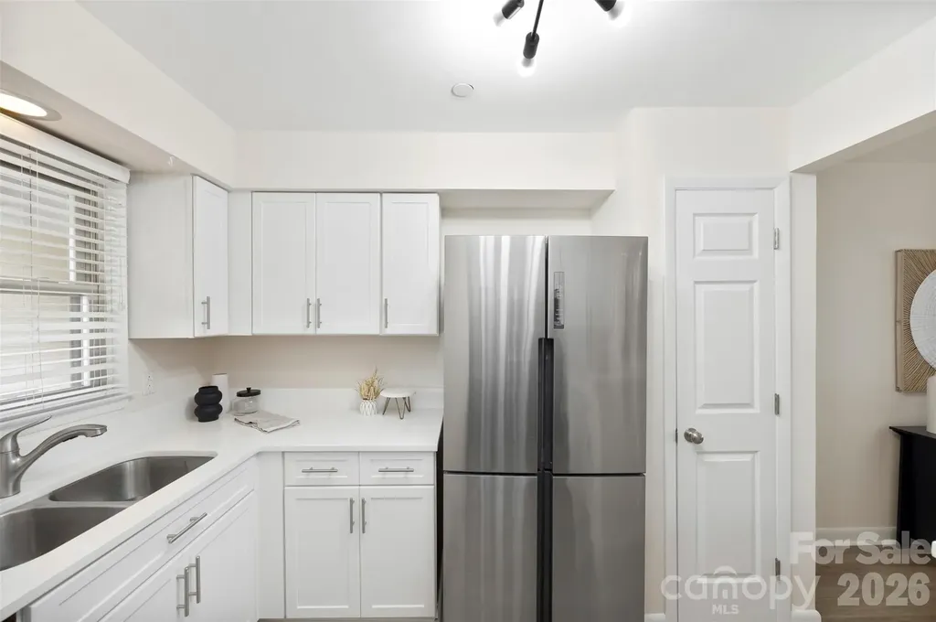 9808 Emerald Point Drive Charlotte NC 28278