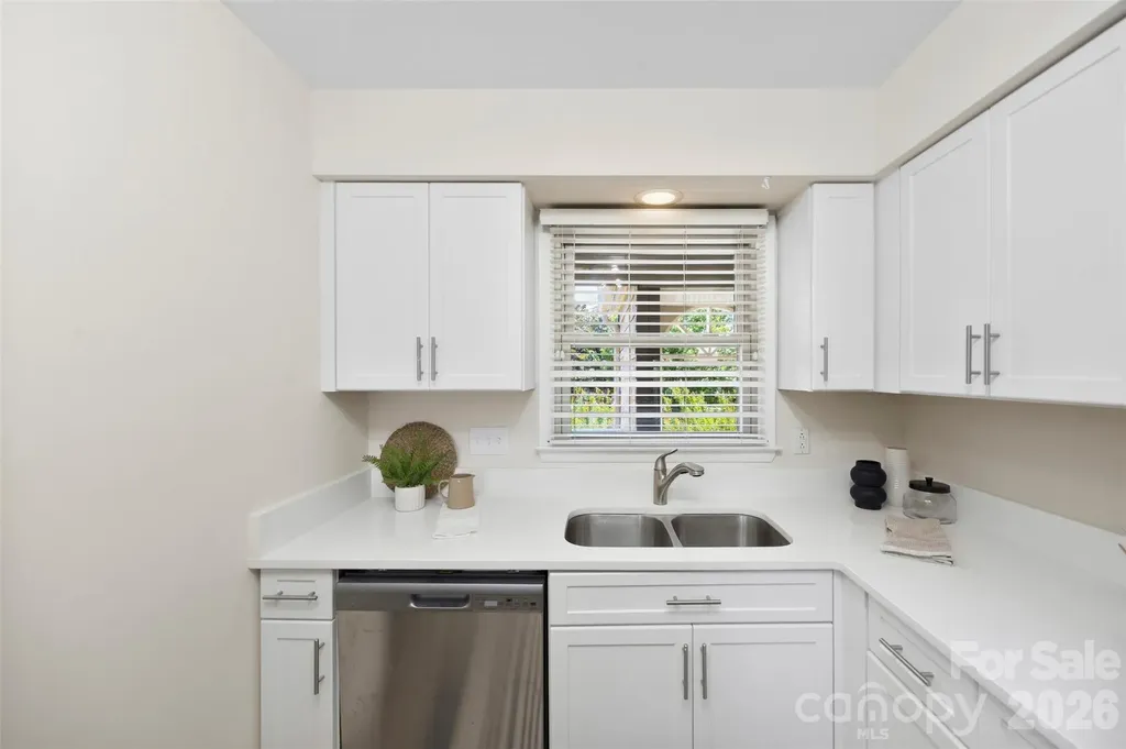 9808 Emerald Point Drive Charlotte NC 28278
