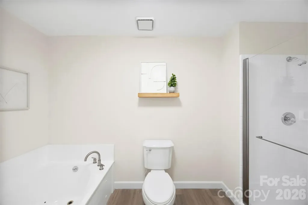 9808 Emerald Point Drive Charlotte NC 28278