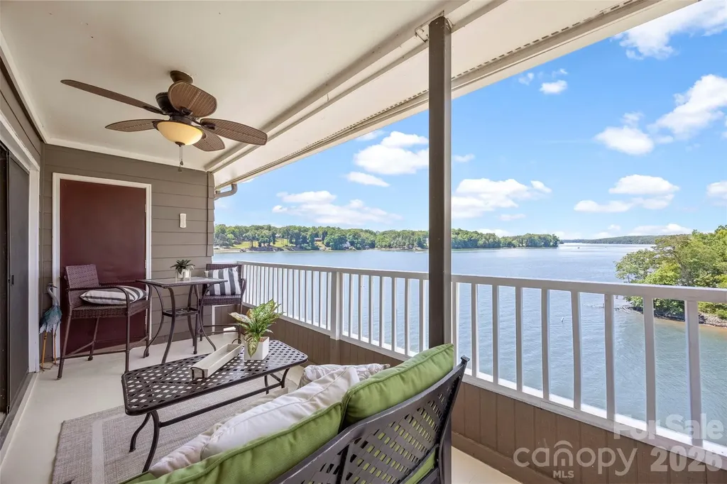9808 Emerald Point Drive Charlotte NC 28278