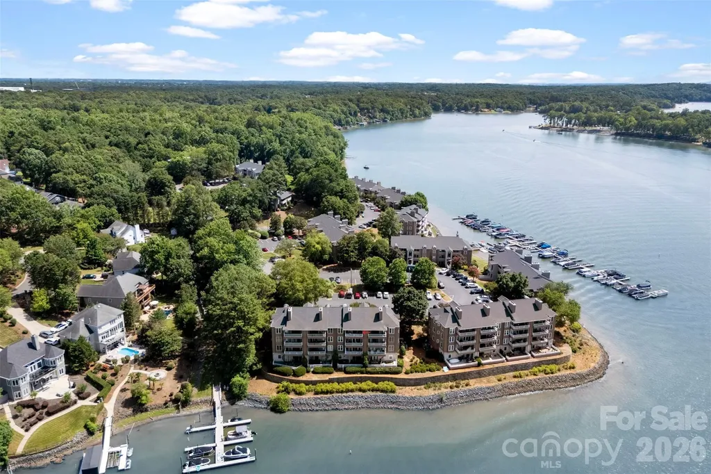 9808 Emerald Point Drive Charlotte NC 28278