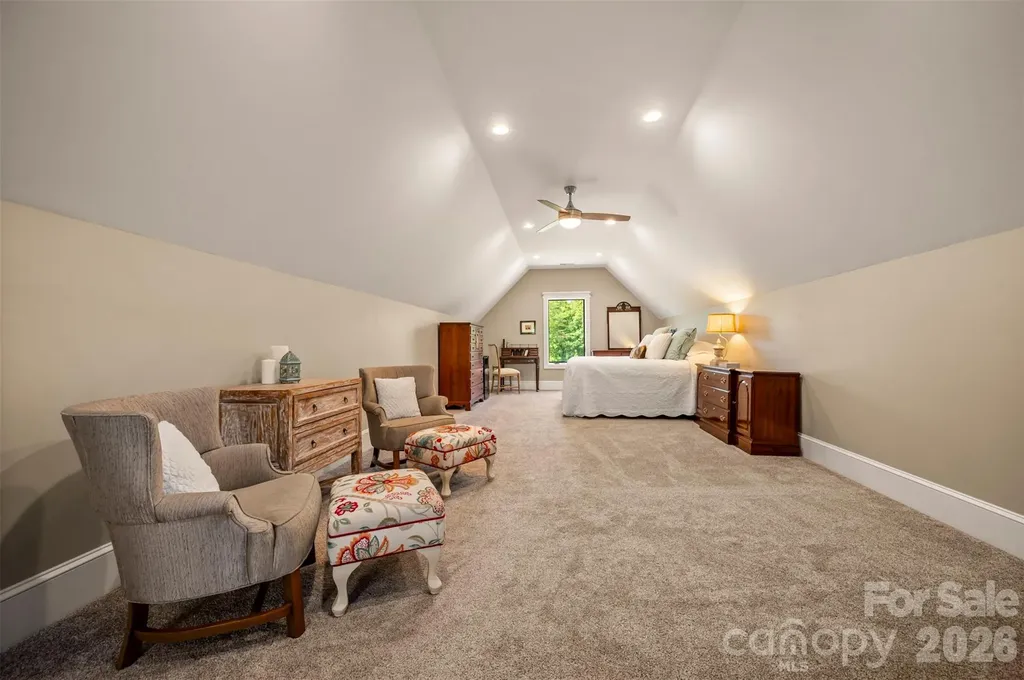 398 Mapleton Lane Columbus NC 28722