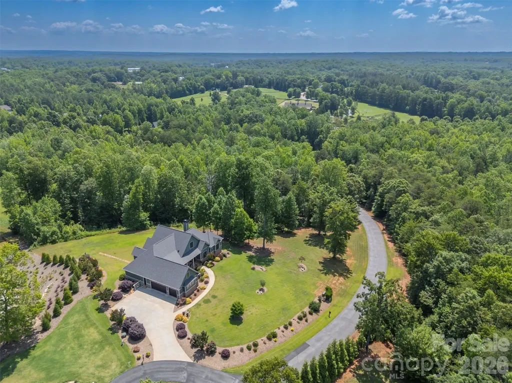 398 Mapleton Lane Columbus NC 28722
