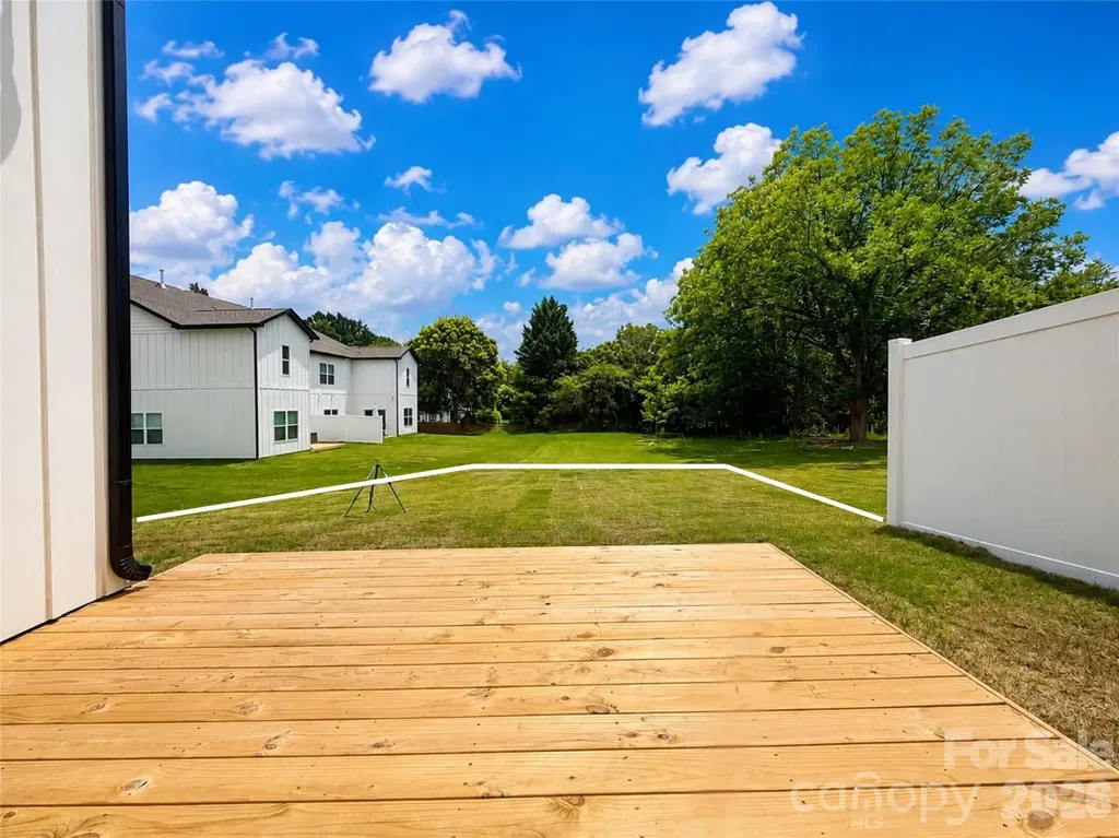 1242 N Sharon Amity Road Charlotte NC 28211