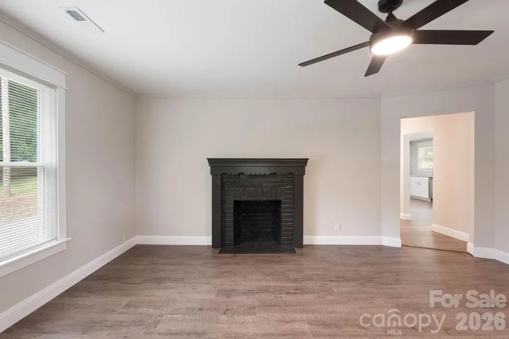 147 N Hillside Street Rutherfordton NC 28139