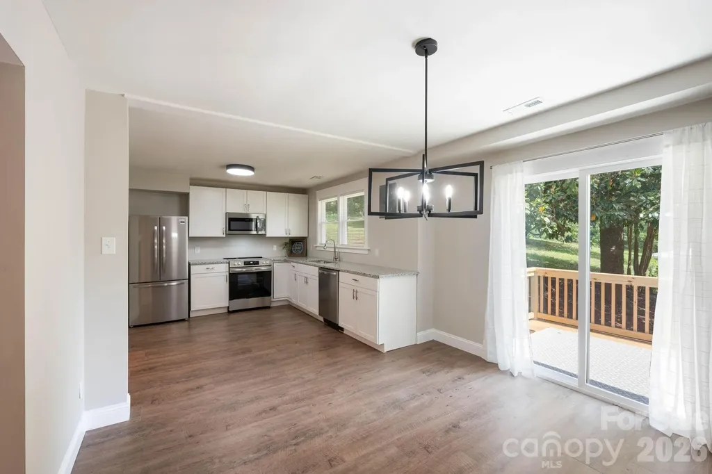 147 N Hillside Street Rutherfordton NC 28139