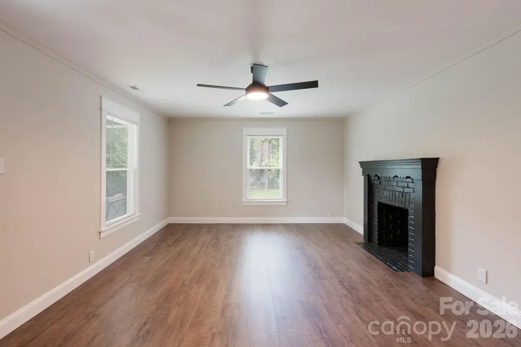 147 N Hillside Street Rutherfordton NC 28139