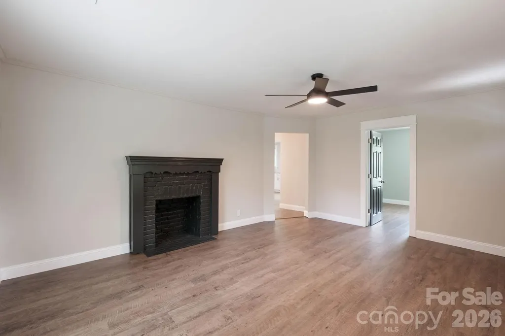 147 N Hillside Street Rutherfordton NC 28139