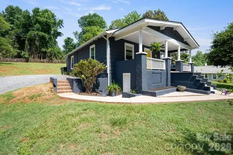147 N Hillside Street Rutherfordton NC 28139