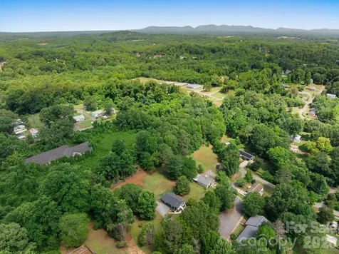 147 N Hillside Street Rutherfordton NC 28139