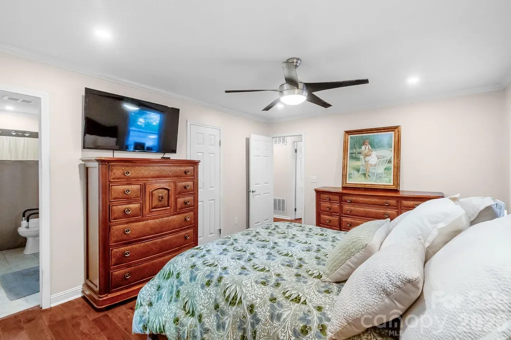 10112 Withers Road Charlotte NC 28278