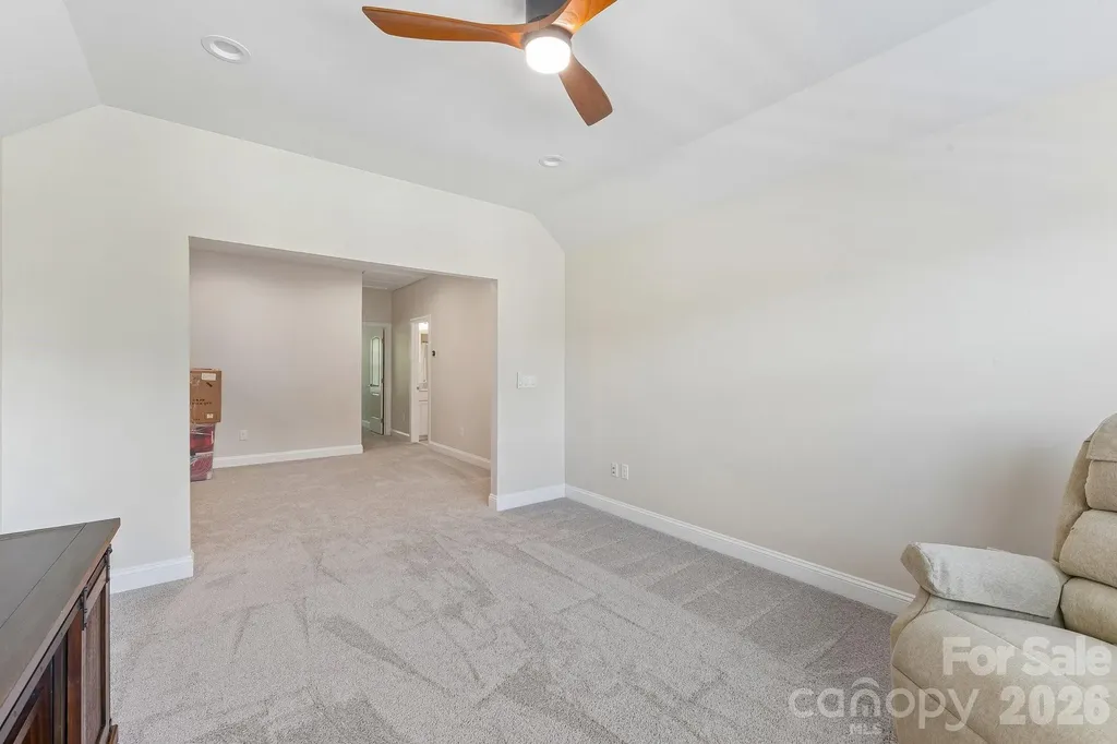 9833 Ardley Park Way Charlotte NC 28227