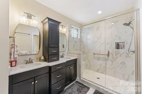 9833 Ardley Park Way Charlotte NC 28227