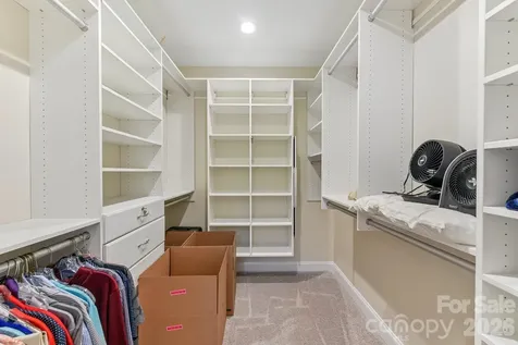 9833 Ardley Park Way Charlotte NC 28227
