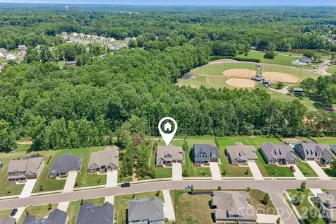 9833 Ardley Park Way Charlotte NC 28227