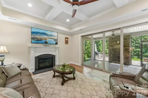 9833 Ardley Park Way Charlotte NC 28227