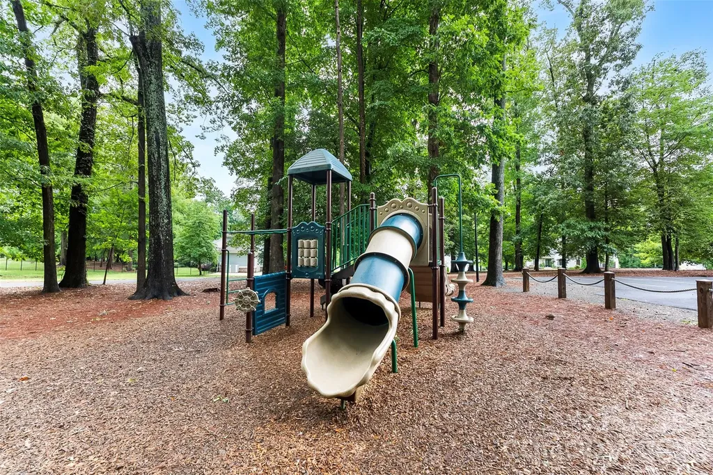 233 Lanyard Lane Belmont NC 28012