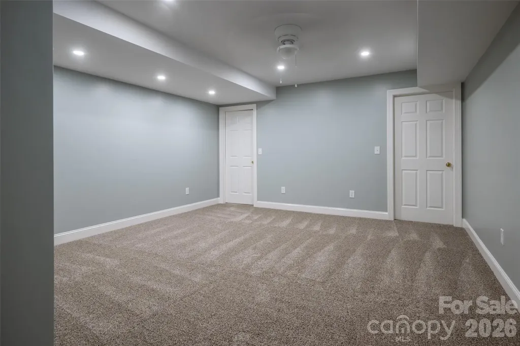 23 Boddington Court Asheville NC 28803