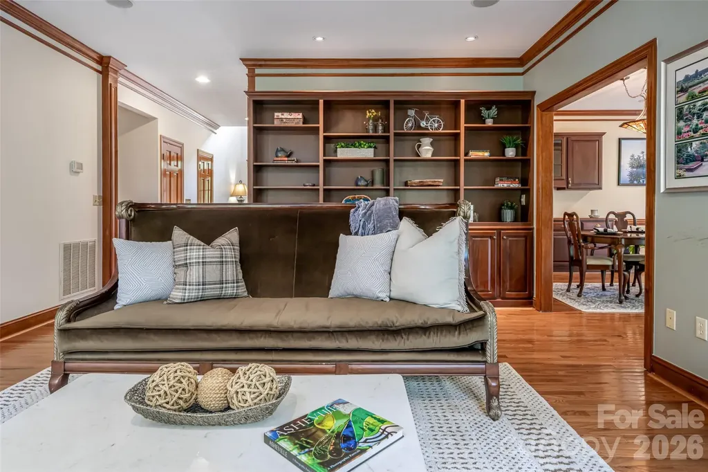 23 Boddington Court Asheville NC 28803