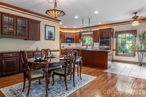 23 Boddington Court Asheville NC 28803