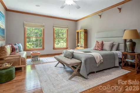 23 Boddington Court Asheville NC 28803