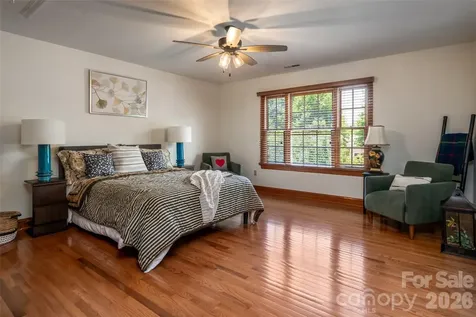 23 Boddington Court Asheville NC 28803