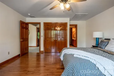 23 Boddington Court Asheville NC 28803