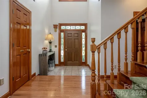 23 Boddington Court Asheville NC 28803