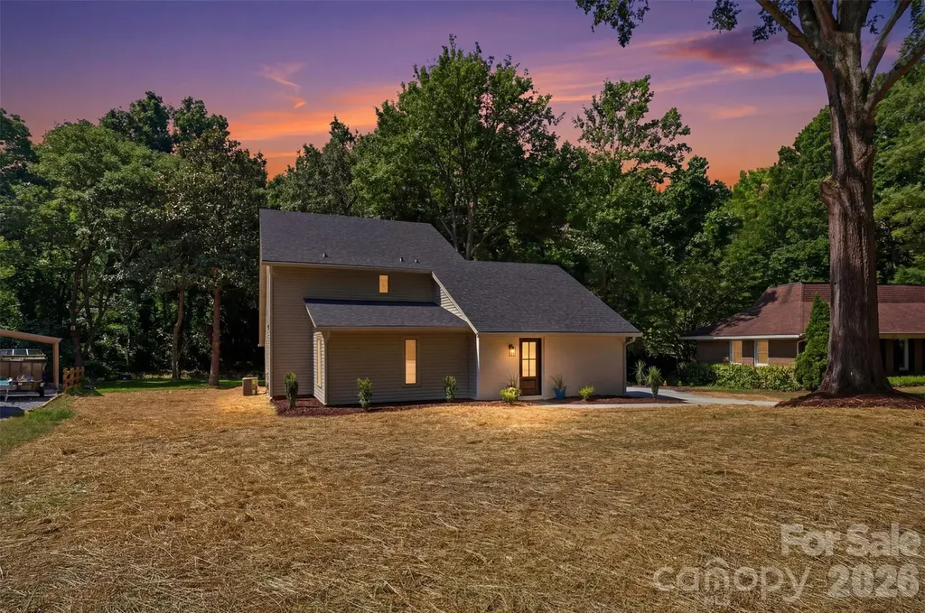 5908 Mcnair Road Charlotte NC 28212