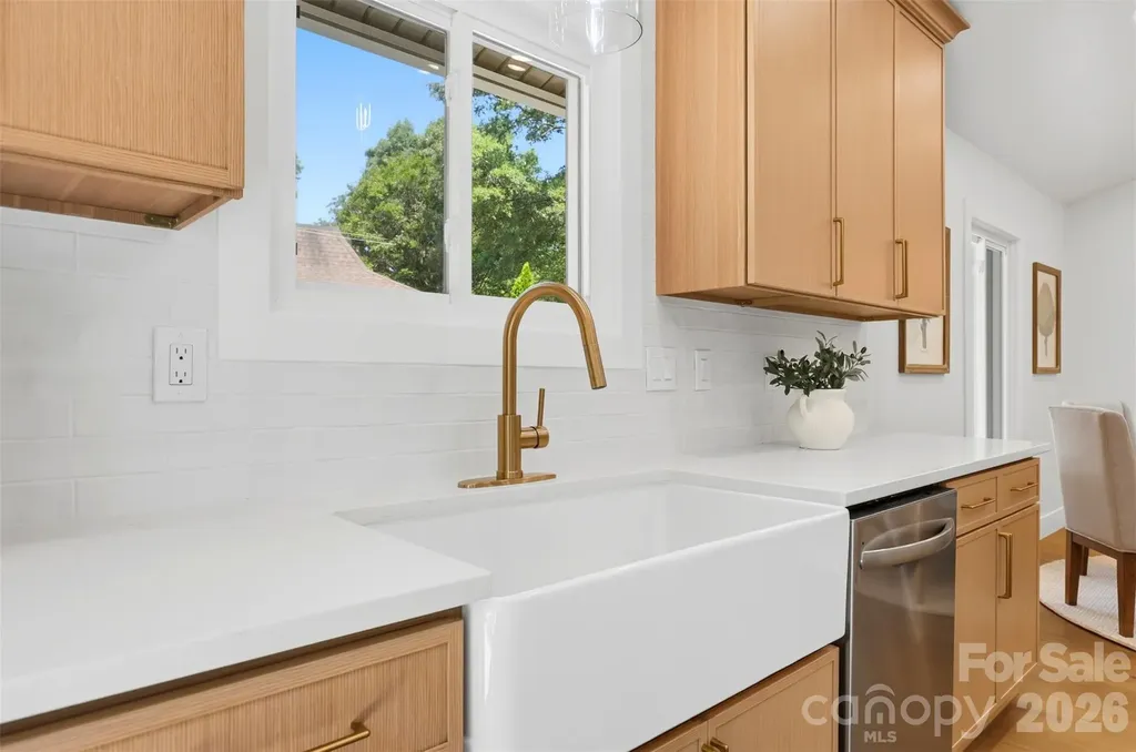 5908 Mcnair Road Charlotte NC 28212